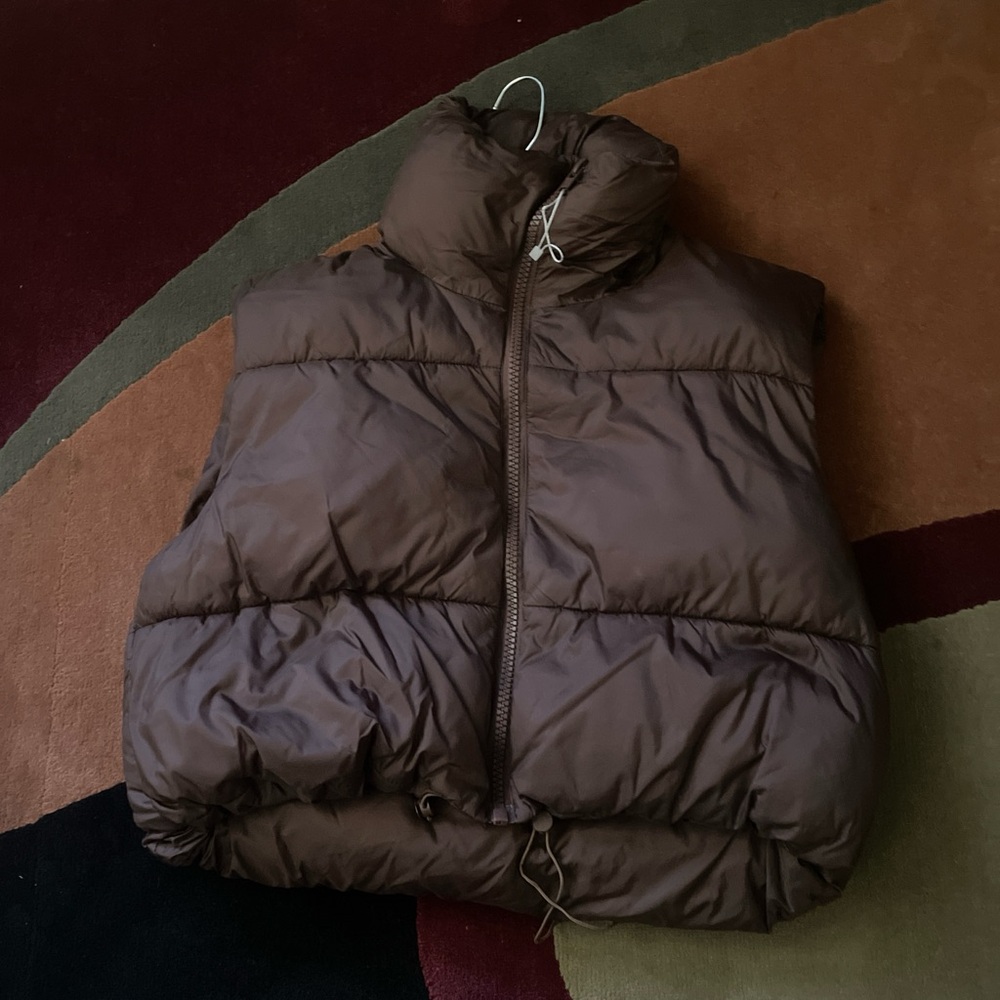 Bozanly Brown Cropped Puffer Vest